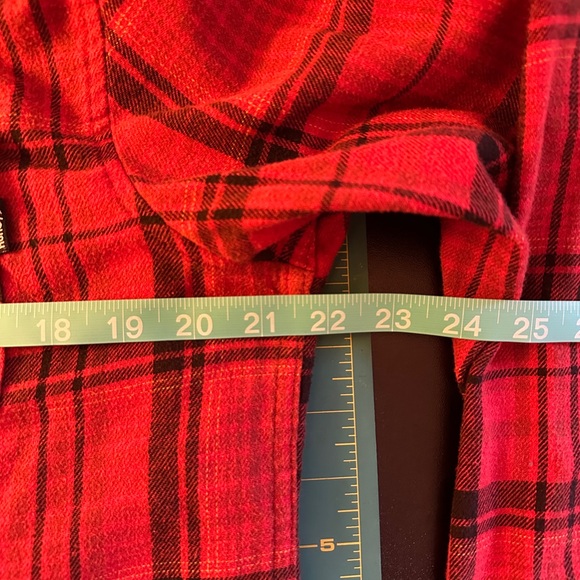 Hurley Men's Plaid Button Down Shirt - Picture 6 of 6